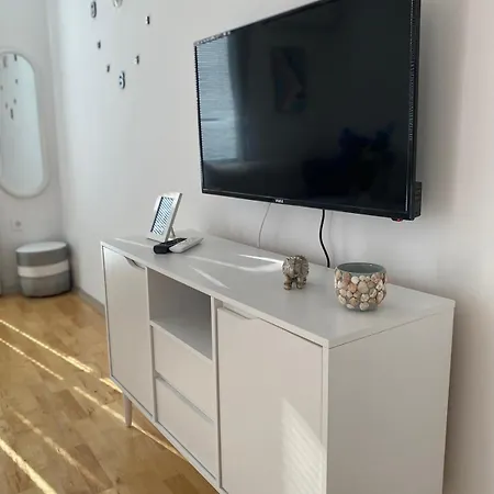 Jovan Apartment *